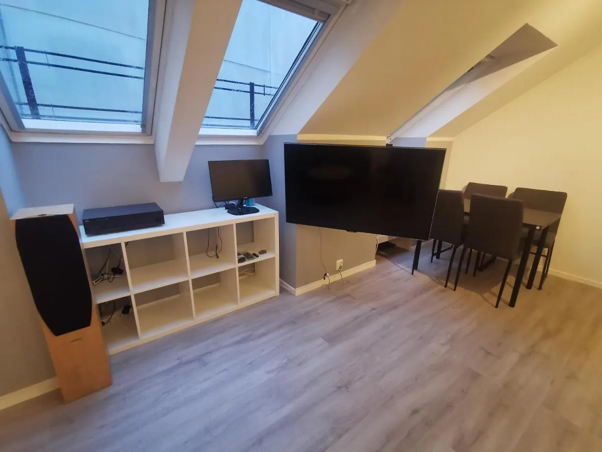 Toppleilighet - In The Heart Of Bergen City - 3 Beds Daire 0*,  Norveç